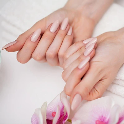 Manucure permanente classique